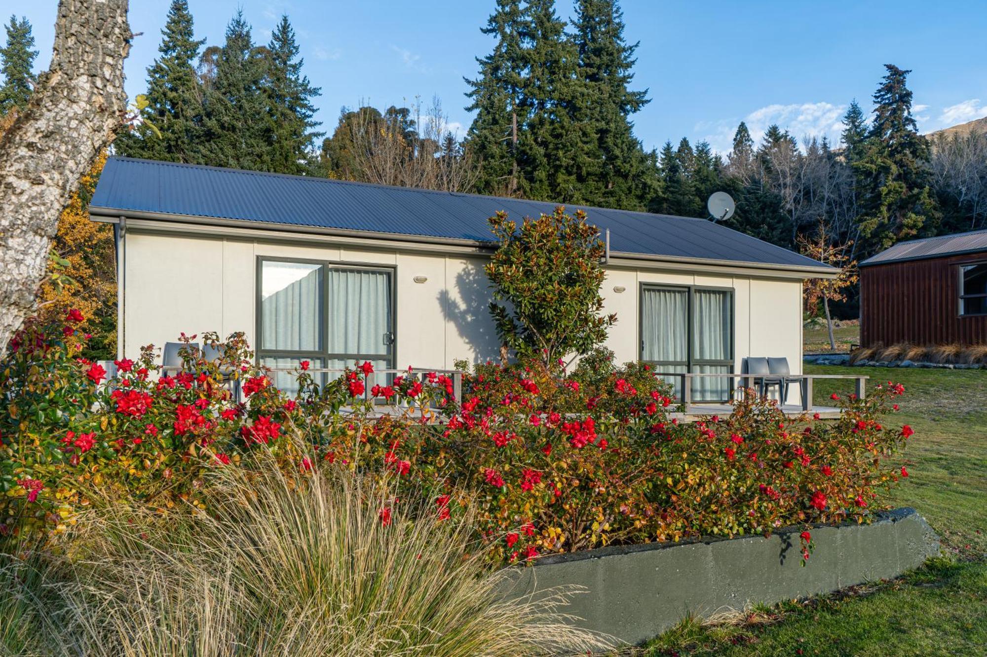 Wanaka Top 10 Holiday Park Exterior foto